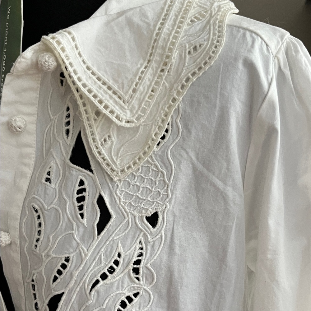 FARM Rio White Embroidered Blouse - Picture 5 of 6